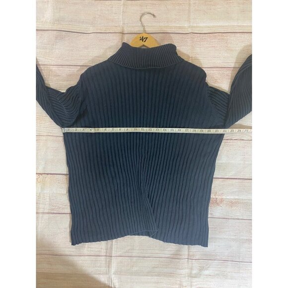 Neiman Marcus Exclusive Women's 100% Silk Turtle Neck Sweater - XL - Picture 6 of 11